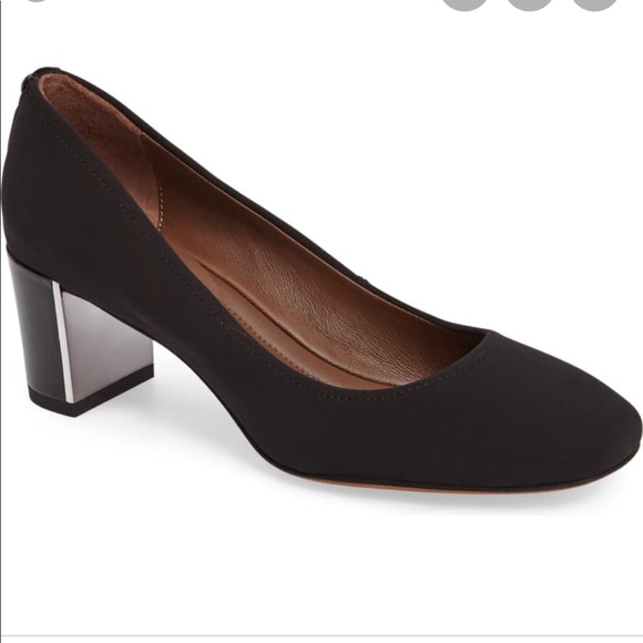 Donald J Pliner Corin Block Heel Pumps 9 - Picture 1 of 8